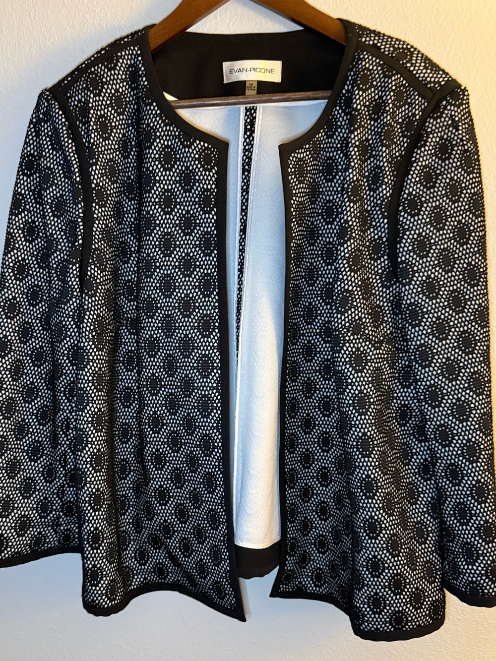 Evan Picone Black and White Open-Front Knit Jacket